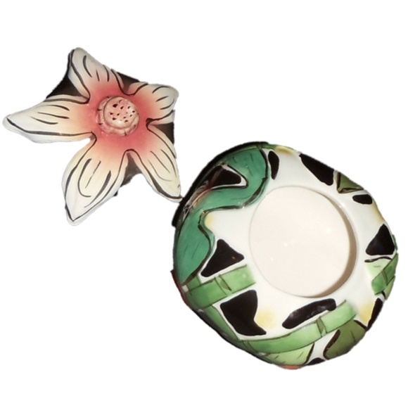 BLUE SKY Clayworks Trinket Box /3D Flower Shape Lid ~ No Box, Dated 2009 - Picture 4 of 5